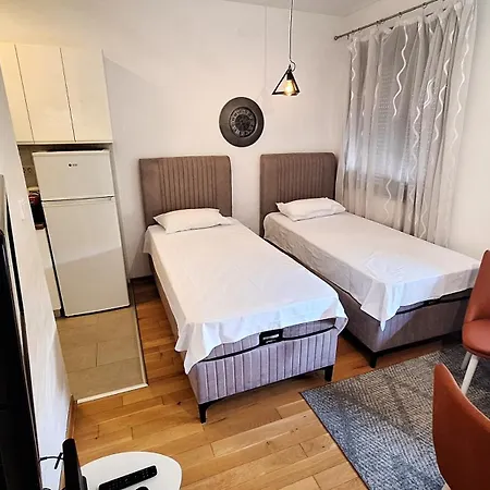 Lijepo Pozicioniran Stan, Atrakcije Blizu Podgorica