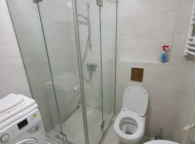 Lijepo Pozicioniran Stan, Atrakcije Blizu Apartment